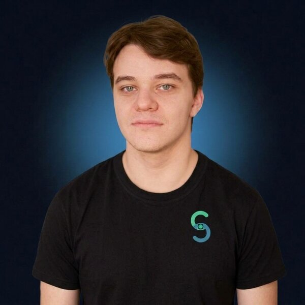 Portrait of Henry Sterling, Founder & CEO at Spinlink Media